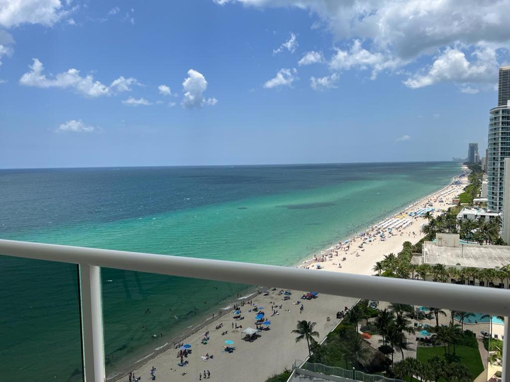 Penthouse Beach Front 1St Line, 2 Bedroom 2 Ba, New Decoration & Furnitures, Unobstructed View Of The Beautiful Atlantic, Free Parking Hollywood Bagian luar foto